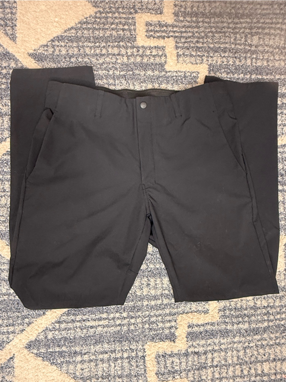 Like New Oakley Men's Black Performance Pants